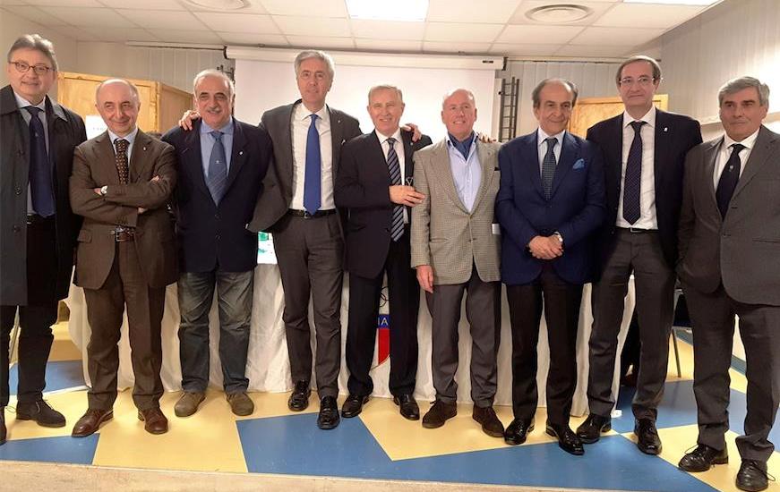 da sinistra, Boccia, Mellone – presidente CIP Campania -, Pappalardo, Sibilia, Roncelli, Avallone, Autuori, Mastroianni, Imperato